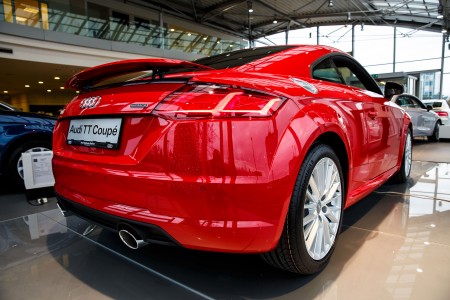 Audi TT Coupe (šport prezlečený do dizajnu), Košice