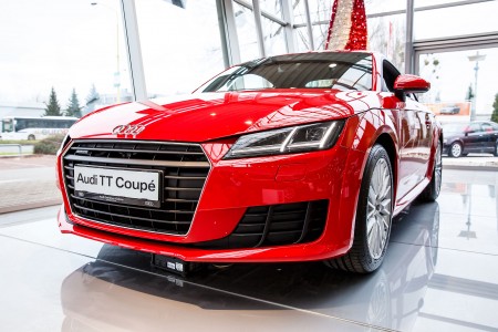 Audi TT Coupe (šport prezlečený do dizajnu), Košice