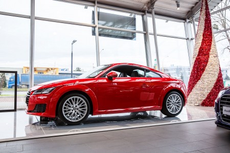 Audi TT Coupe (šport prezlečený do dizajnu), Košice