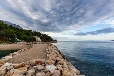 Sea & Sky, Brela